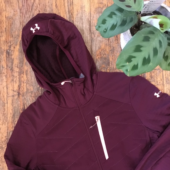 Under Armour Tops - Under armour ColdGear hoodie